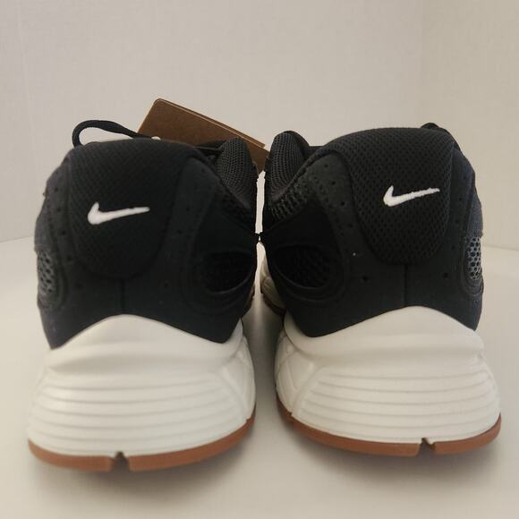 Nike Mens V5 Runner Black/Phantom/Gum Medium Brown 9.5 Medium main image 10